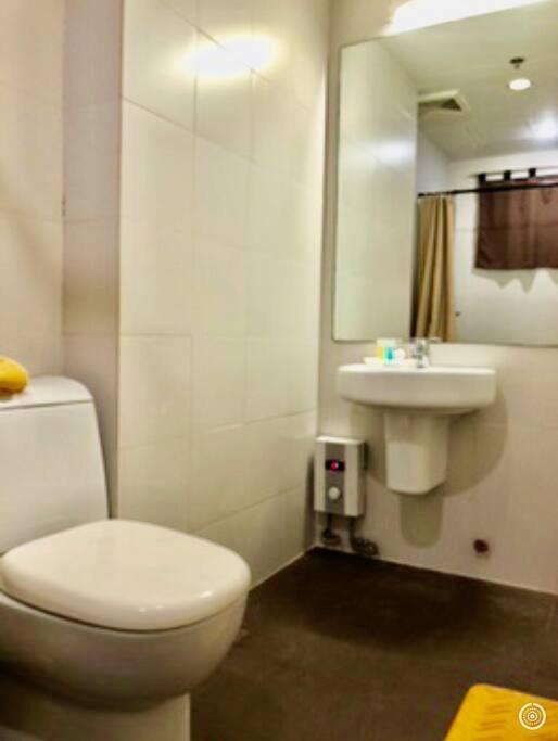 Kl Tower Studio Legazpi Village, Makati Near Greenbelt & Aim Makati 马尼拉 外观 照片